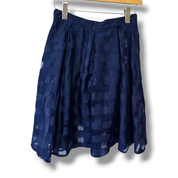 Charlotte Russe Women’s Blue Layered A-Line Skirt Medium - Picture 4 of 9